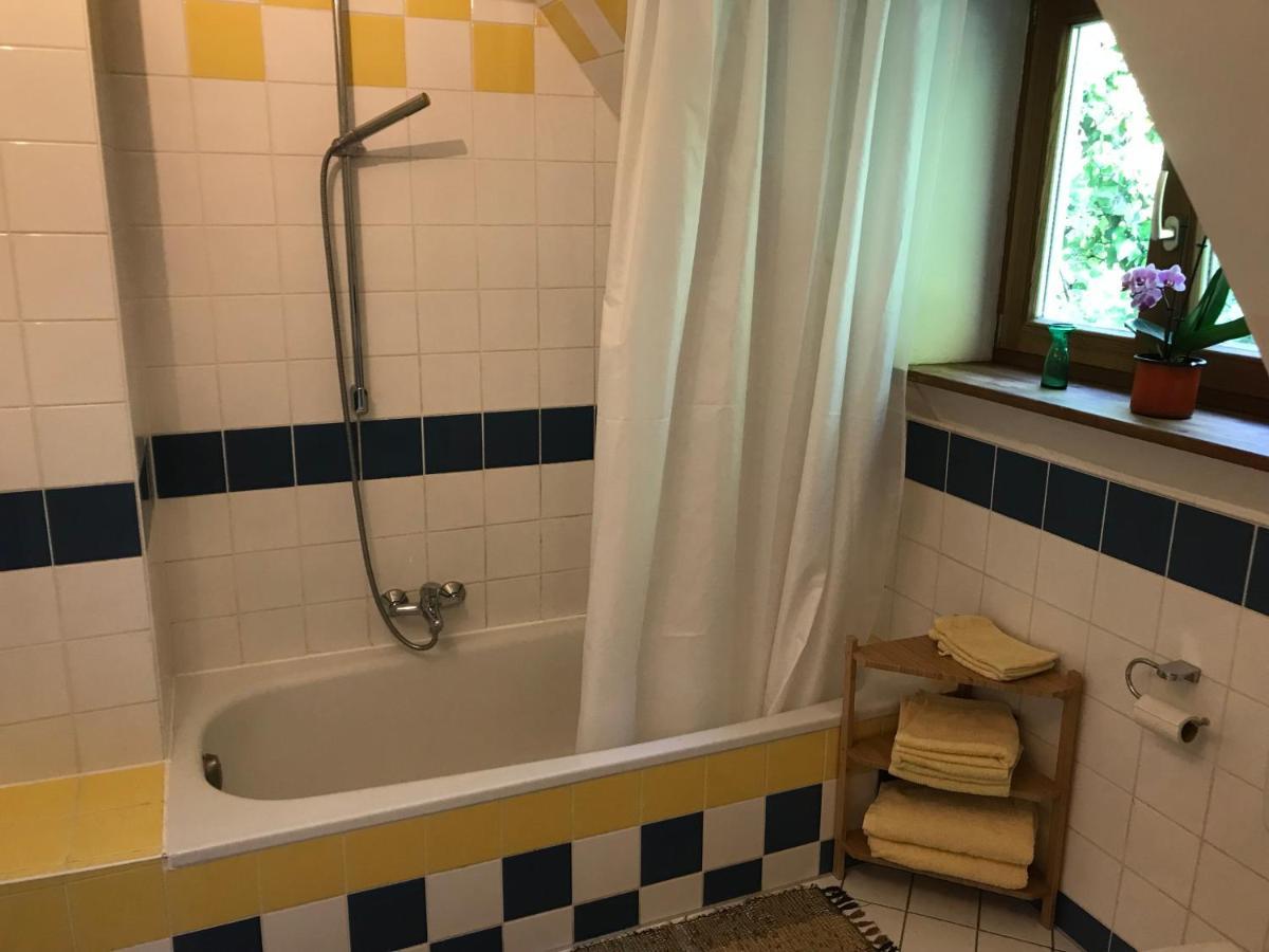 Charmante Altbau-Dg-Wohnung München Eksteriør bilde